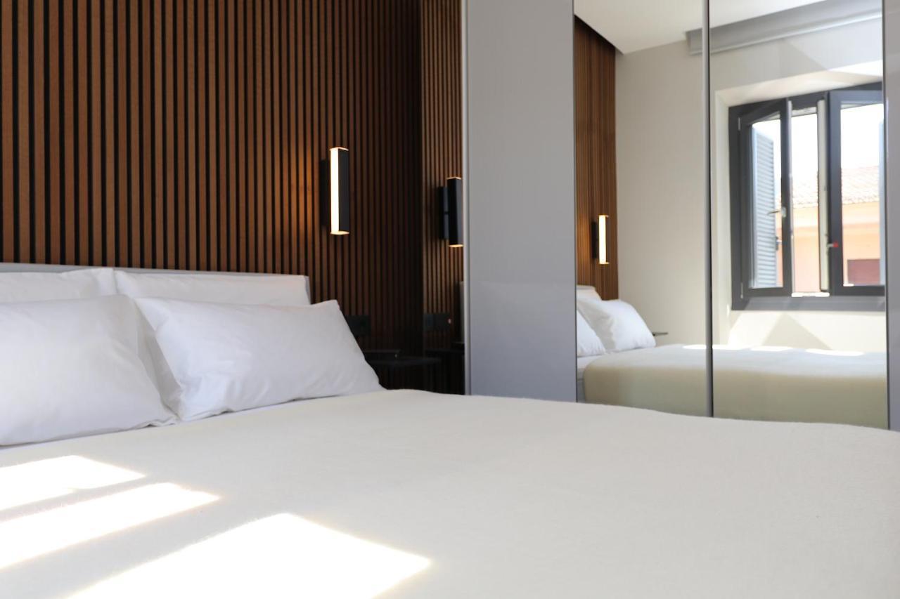 Renovated & Fully Equipped-Luxurious-2Room Fontana Suite, It Just Doesn'T Get Any Better! Ольбия Экстерьер фото