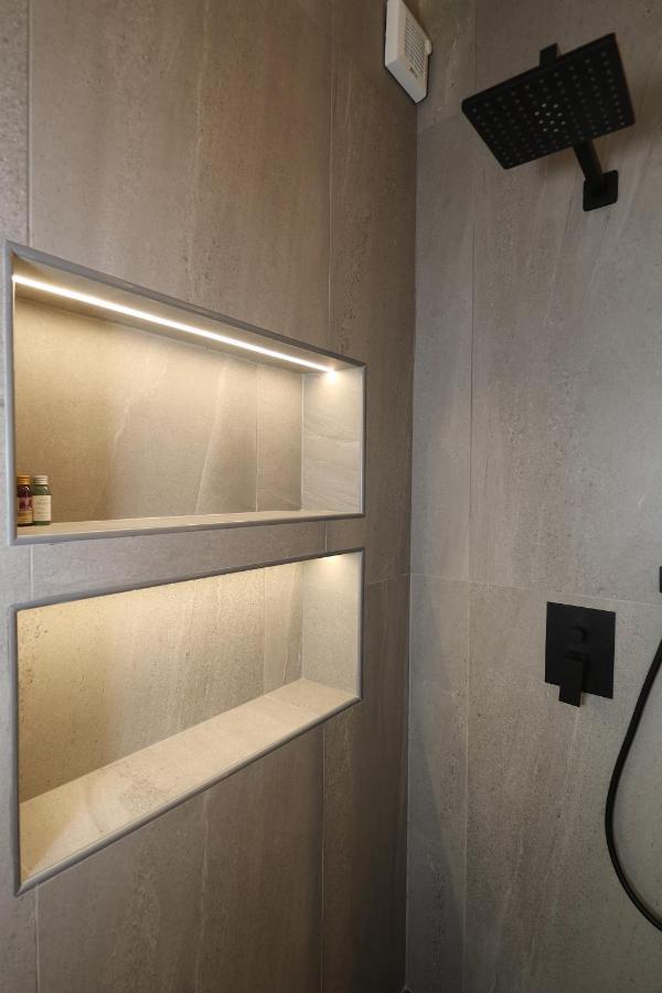 Renovated & Fully Equipped-Luxurious-2Room Fontana Suite, It Just Doesn'T Get Any Better! Ольбия Экстерьер фото